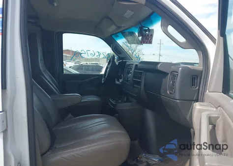 2017 Chevrolet Express 2500 Work Van from USA, damaged, VIN 1GCWGAFF5H1102505